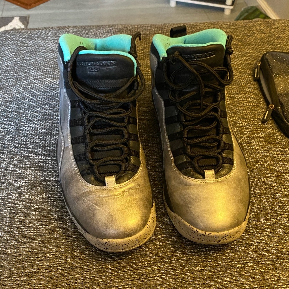 Lady of liberty Jordan 10- size 10.5